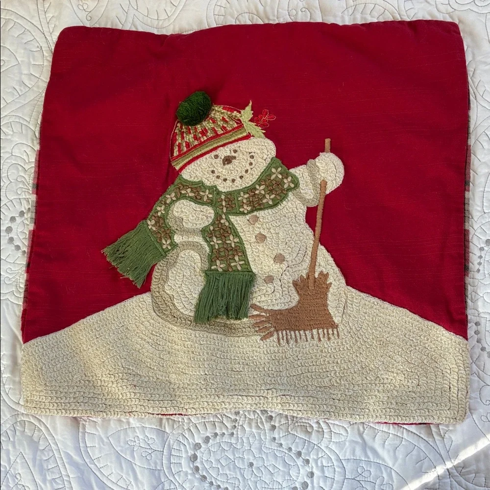 Pottery Barn Festive Red Melting Snowman Crewel Embroidered Pillow Cover 18x18